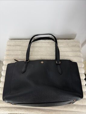 Tory Burch Women's 64188 Emerson Small Top Zip Saffiano Leather Tote Black